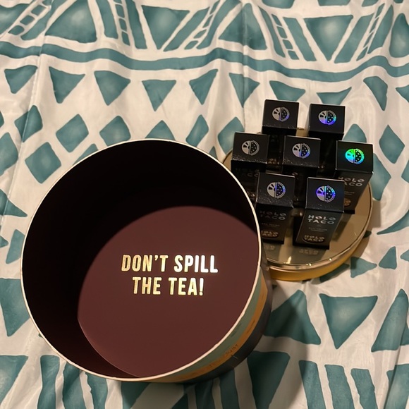 Holo Taco Tea Crèmes Collection - Picture 4 of 5